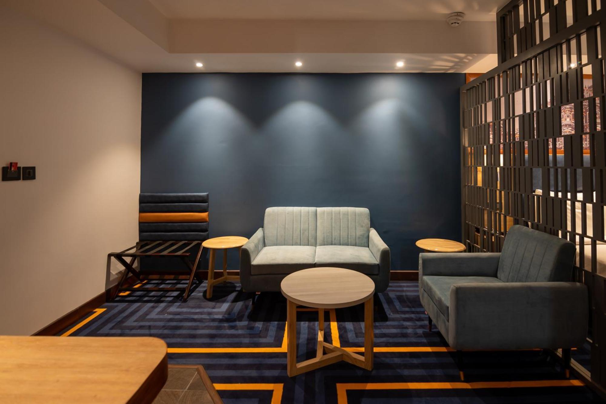 Holiday Inn Express & Suites Jaipur Gopalpura מראה חיצוני תמונה